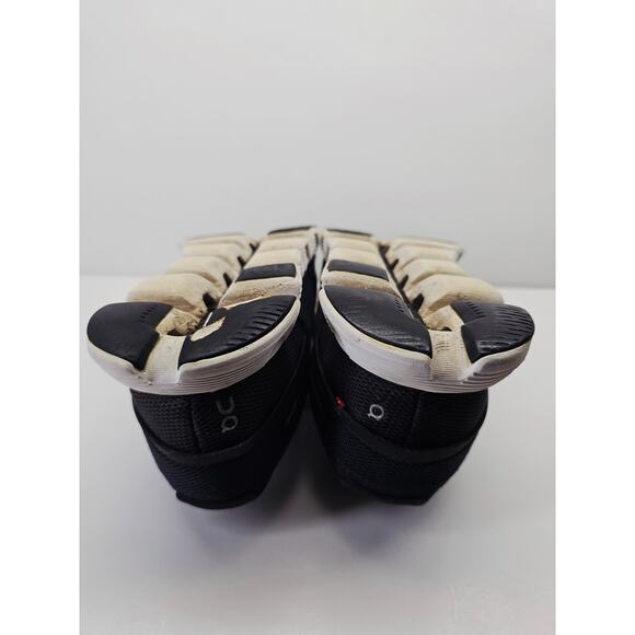 Oncloud Men 8 Comfy footwear main image 8